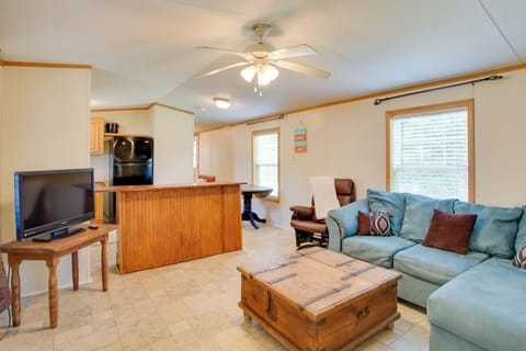 Living Room | Air Conditioning