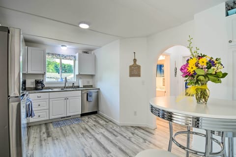 Fully Equipped Kitchen | High table w/ seating for 2