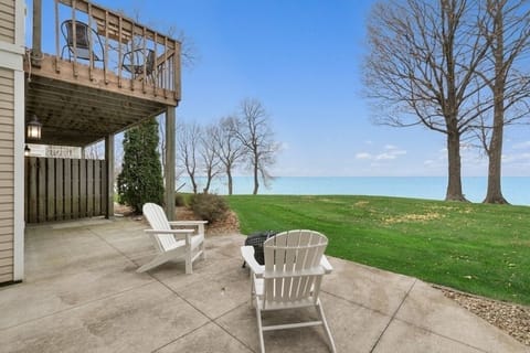 Photo of back patio looking out to  beautiful Mille Lacs Lake