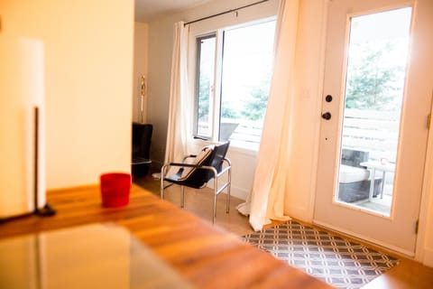 spacious open floor plan...
