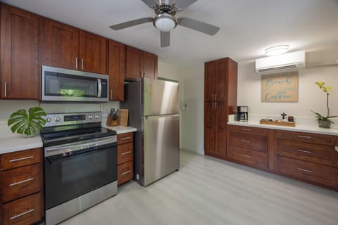 Coffee bar and a well-stocked kitchen.