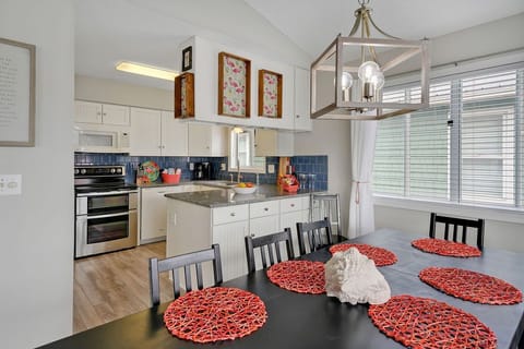 Kitchen Opens to Dining Area