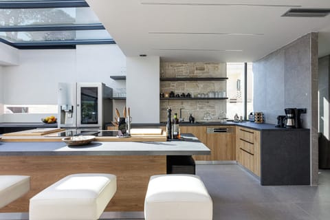 A welcome pack including wine and traditional Cretan treats is offered