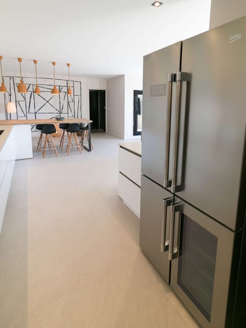 American Refrigerator