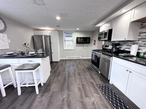 KITCHEN - lower level