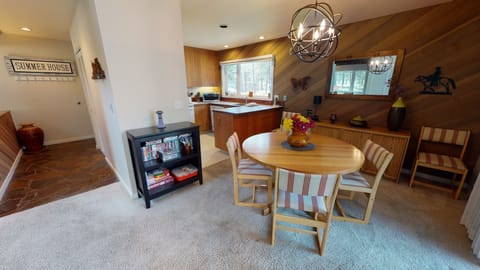 Meadow-House-74-08112021_153358