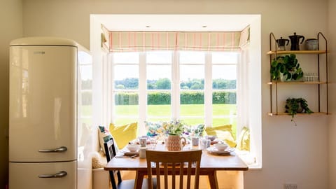 Kitchen-breakfast room, Corn Close, Bolthole Retreats