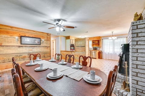 Broken Bow Vacation Rental | 4BR | 2BA | 2,700 Sq Ft | Single-Story Home