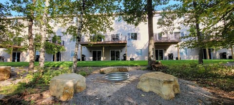 Blue Ox Guest House On Gull