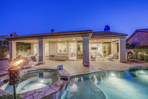 This resort-style home is located in the world-famous community of PGA West and is perfect for all your vacation needs.