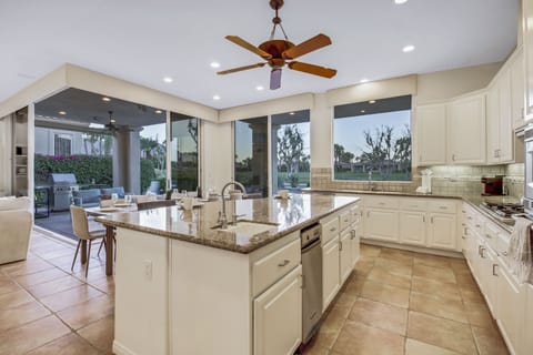 There is so much room to prepare your favorite meals.