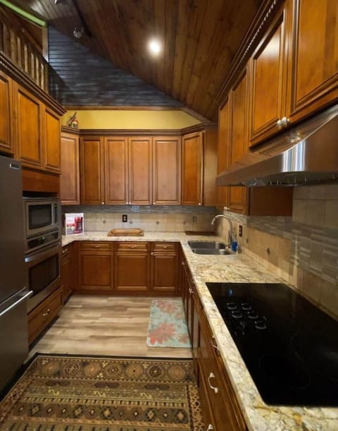 Penthouse Fully stocked kitchen. Has everything you need to cook your meals