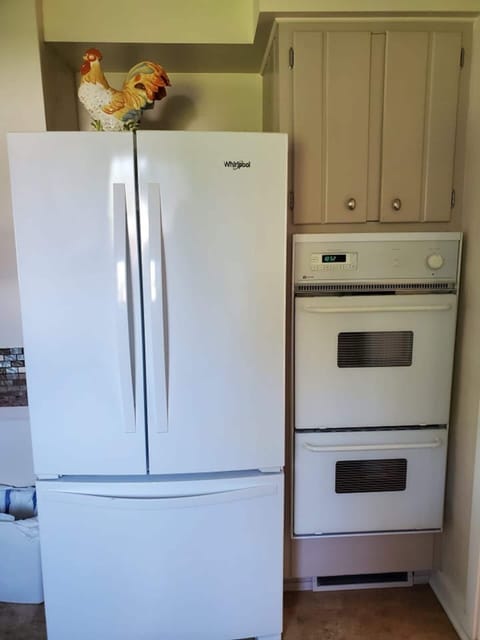 French door fridge and 2 door oven