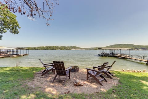 Camdenton Vacation Rental | 3BR | 3.5BA | 3,100 Sq Ft | Step-Free Entry