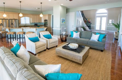 9e5e81c2-570d-44cf-8a4e-3e6ce35de3c5