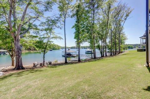 One of the flattest lots on Lake Keowee. No stairs to worry about!