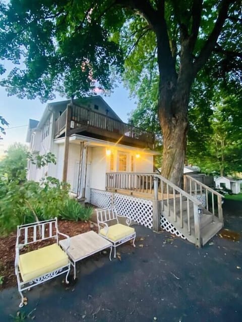 20754009 1fb1 47e2 bb50 b6d040153ec3