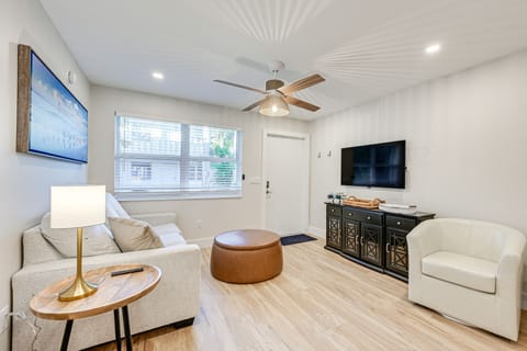 Naples Vacation Rental | 2BR | 2BA | 662 Sq Ft | Ground Floor | 1 Step to Enter
