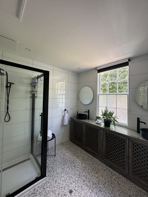 B&B bathroom-large shower, double vanity & underfloor heating