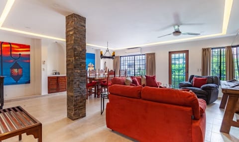 Condo - Image 2