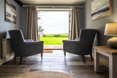 Eastgate Cottage and Hideaway, Salthouse: The perfect spot to sit with a coffee