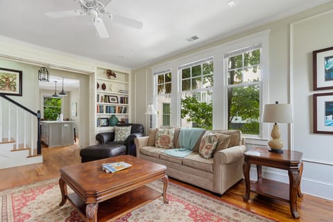Downtown Luxury | The Rainbow Cottage