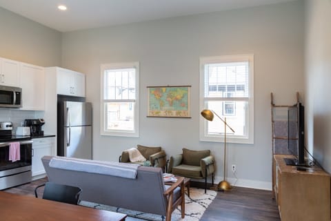 "Great location. Close to good restaurants, bakery and coffee shops. Easy street parking. The interior is spacious, clean and well appointed. Really nice to have in unit laundry." Carrie - 5 Star Review