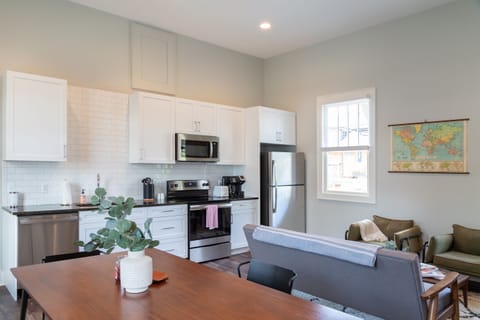 "amazing place and very clean and stylish no complains" - James, 5 Star Review