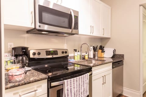 "The kitchen is extremely well stocked with all the tools you'd need to cook daily meals." - Rebekkah, 5 Star Review