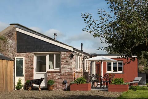 The charming Bothy nestles against the Victorian Garden walls - dogs welcome.