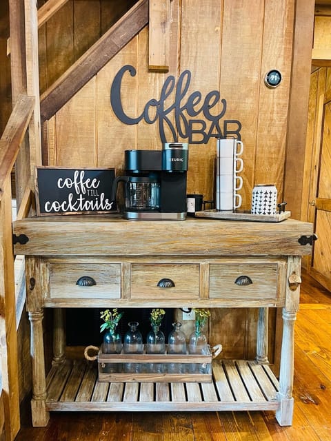 Coffee bar with Keurig Duo