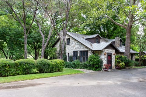 Iconic "Hunt" Style Rock home on the Guadalupe River