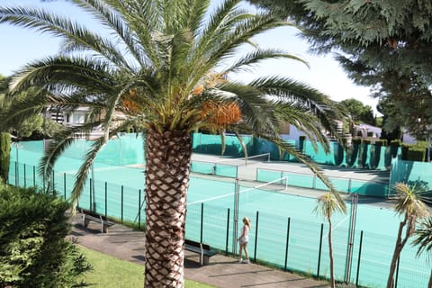 Sport court