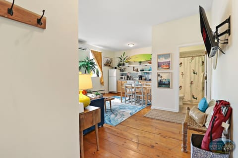 LA suite- open concept