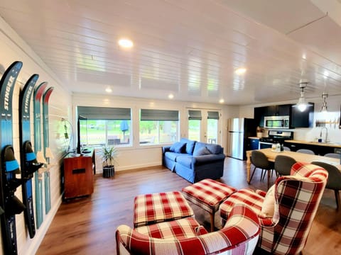 Gatehouse 2 Living Room And Kitchen