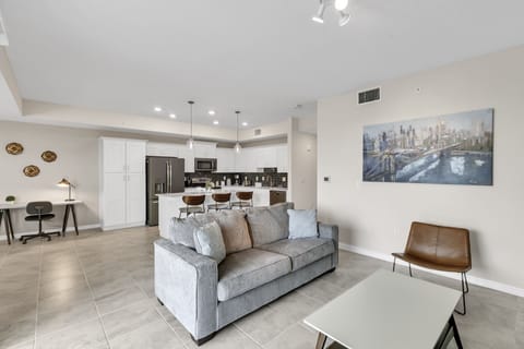 Living room w/ TV.