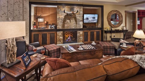 Great Room, Main Level - With fireplace