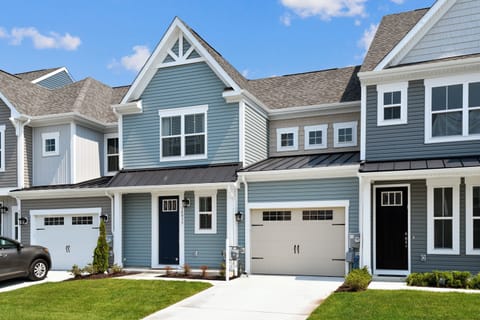 Exterior,Front Elevation,