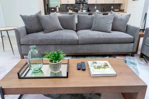 Great Decor at Living Room