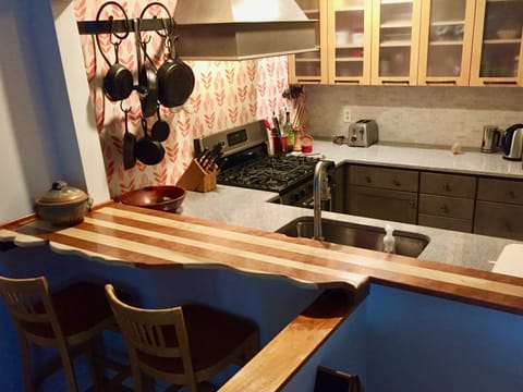 Handmade bar top shaped to VT state 