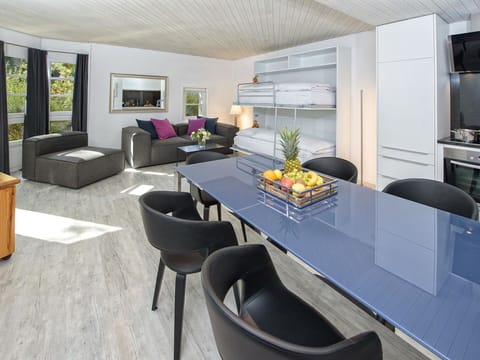 Table, Furniture, Couch, Building, Chair, Houseplant, Living Room, Flooring, Floor, Studio Couch