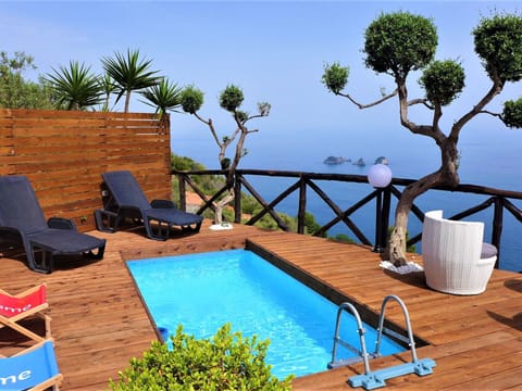 Water, Plant, Property, Furniture, Sky, Swimming Pool, Azure, Blue, Nature, Tree