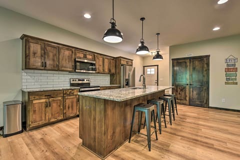 Kitchen | Fully Equipped