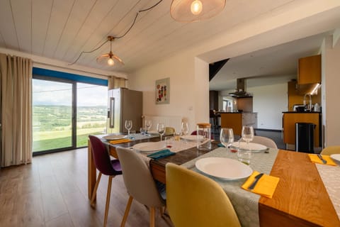 De la salle à manger à la cusine