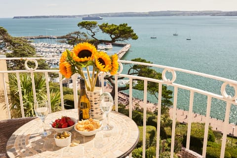 Fresh Escapes - Bayfort Sea Studio - Torquay - Sea Views