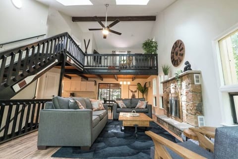 2af1cdb6-d212-4b29-ba1c-9f9a4e543850