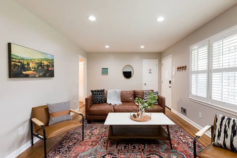 The cozy living room.