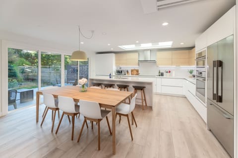 Kitchen/dining  
 