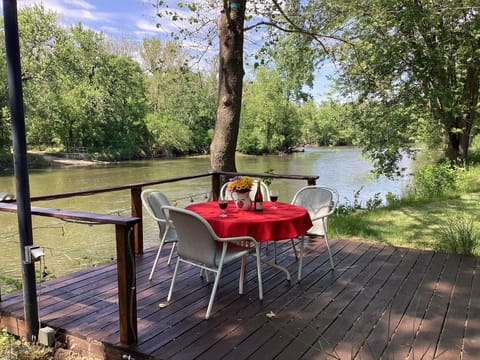 River side dining area.