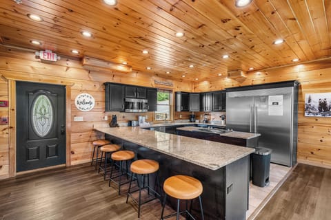 Large island bar with seating for 5